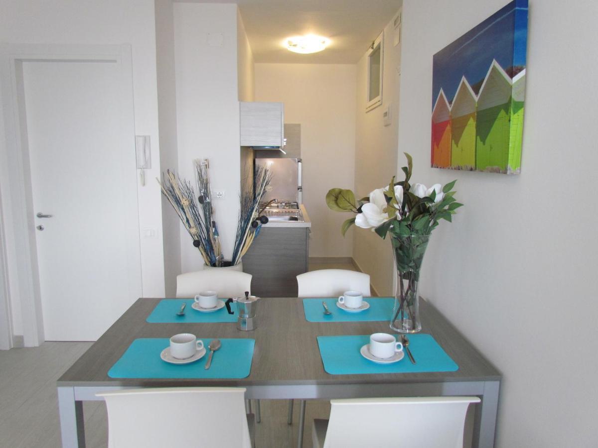 Condominio Zenith 비비오네 외부 사진